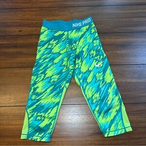 Nike Dri-Fit Pro‎ Girls Training Athletic Capri Cropped Leggings Med Green Teal